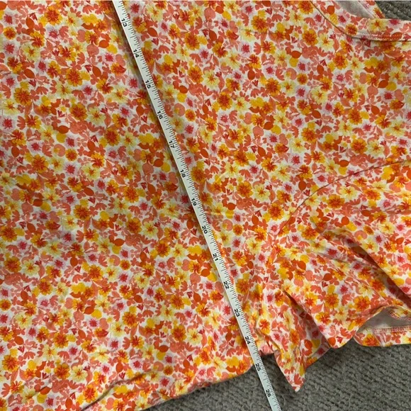 Old Navy Floral Everywear Tee XXL Tall Cotton Boxy Cottagecore Coastal Grandma - Picture 9 of 13